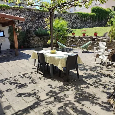 Au Coeur Du Puy-en-velay Avec Parking Et Wifi - Fr-1-582-519 *